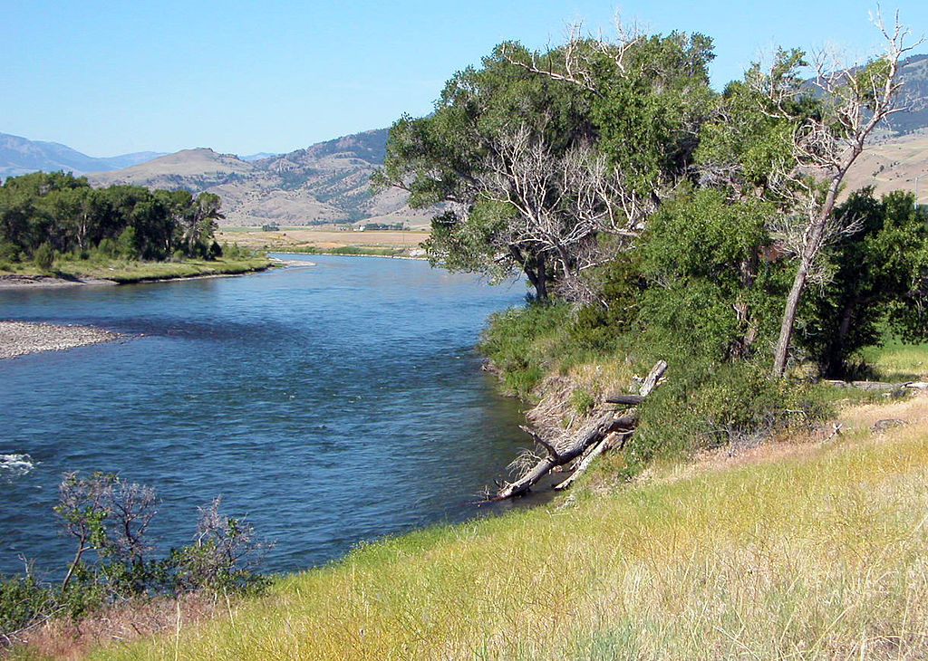 Yellowstone River through Paradise Valley